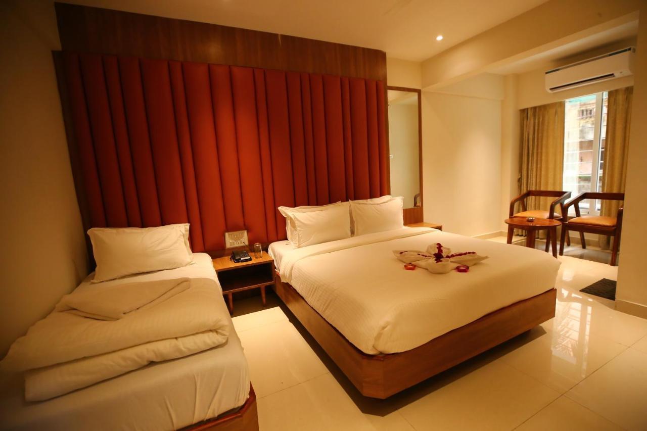 Hotel Dream Residency Navi Mumbai Exteriör bild