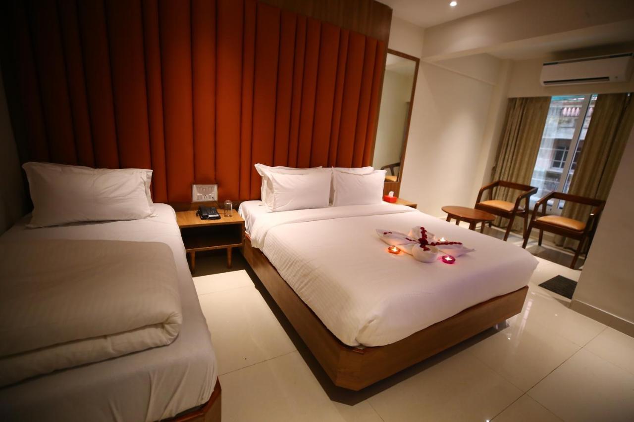 Hotel Dream Residency Navi Mumbai Exteriör bild