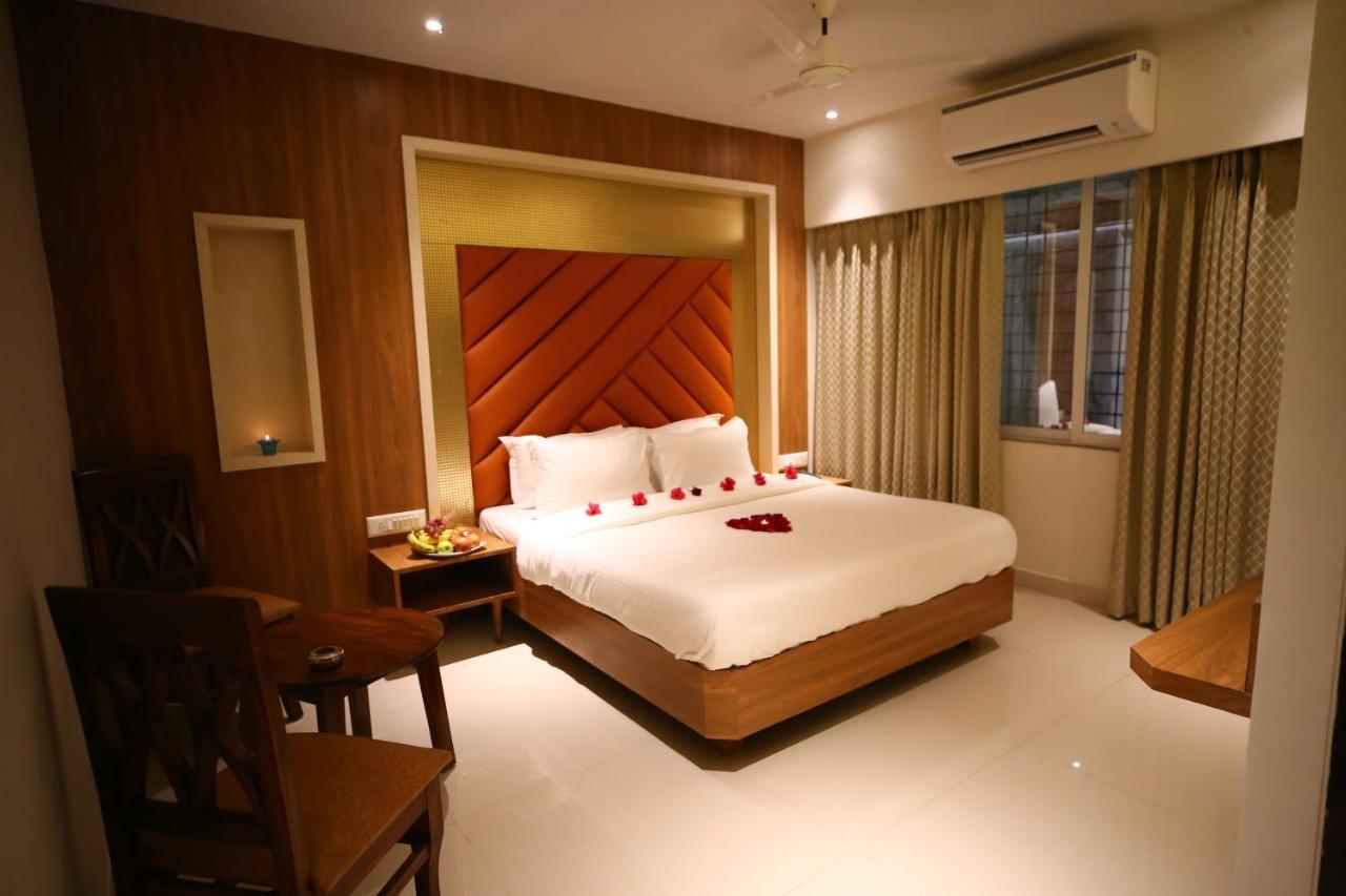 Hotel Dream Residency Navi Mumbai Exteriör bild
