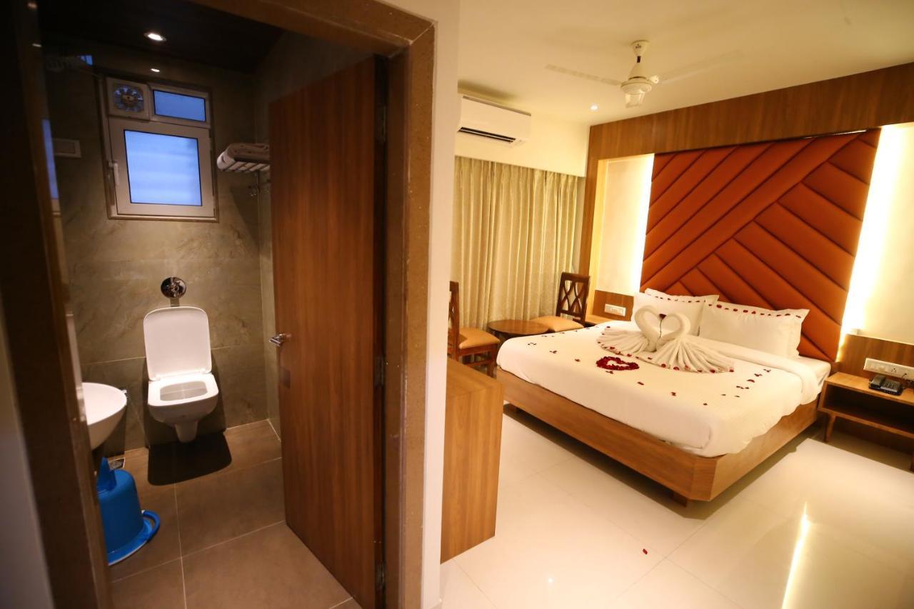 Hotel Dream Residency Navi Mumbai Exteriör bild
