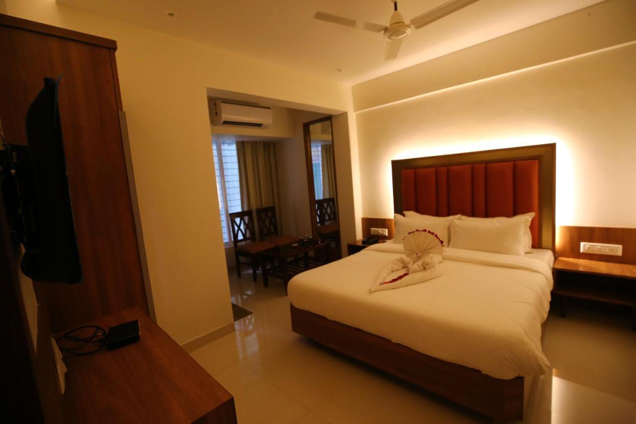 Hotel Dream Residency Navi Mumbai Exteriör bild